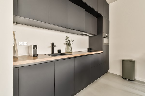 Medium property photo - Hellingstraat 12, 1033 WW Amsterdam